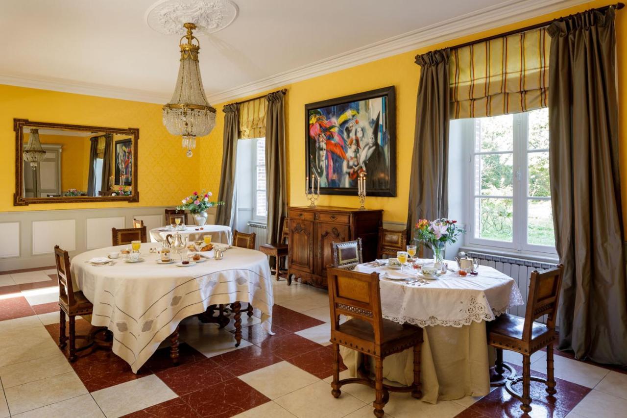 Manoir De Bel Ebat Hotel Crossac Eksteriør billede