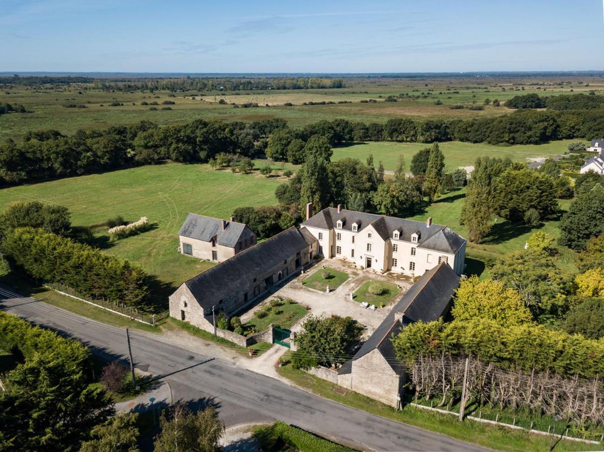 Manoir De Bel Ebat Hotel Crossac Eksteriør billede