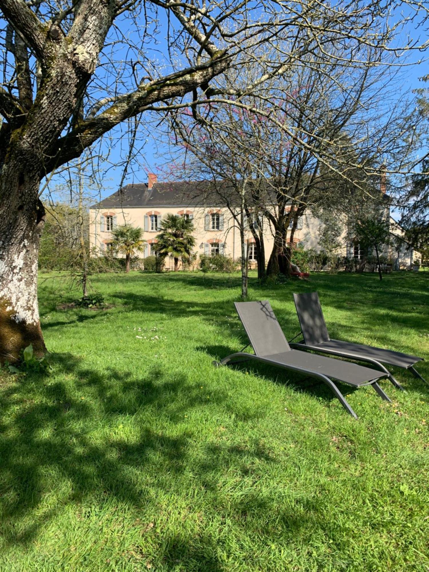 Manoir De Bel Ebat Hotel Crossac Eksteriør billede